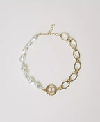 Choker necklace with Oval T and pearls