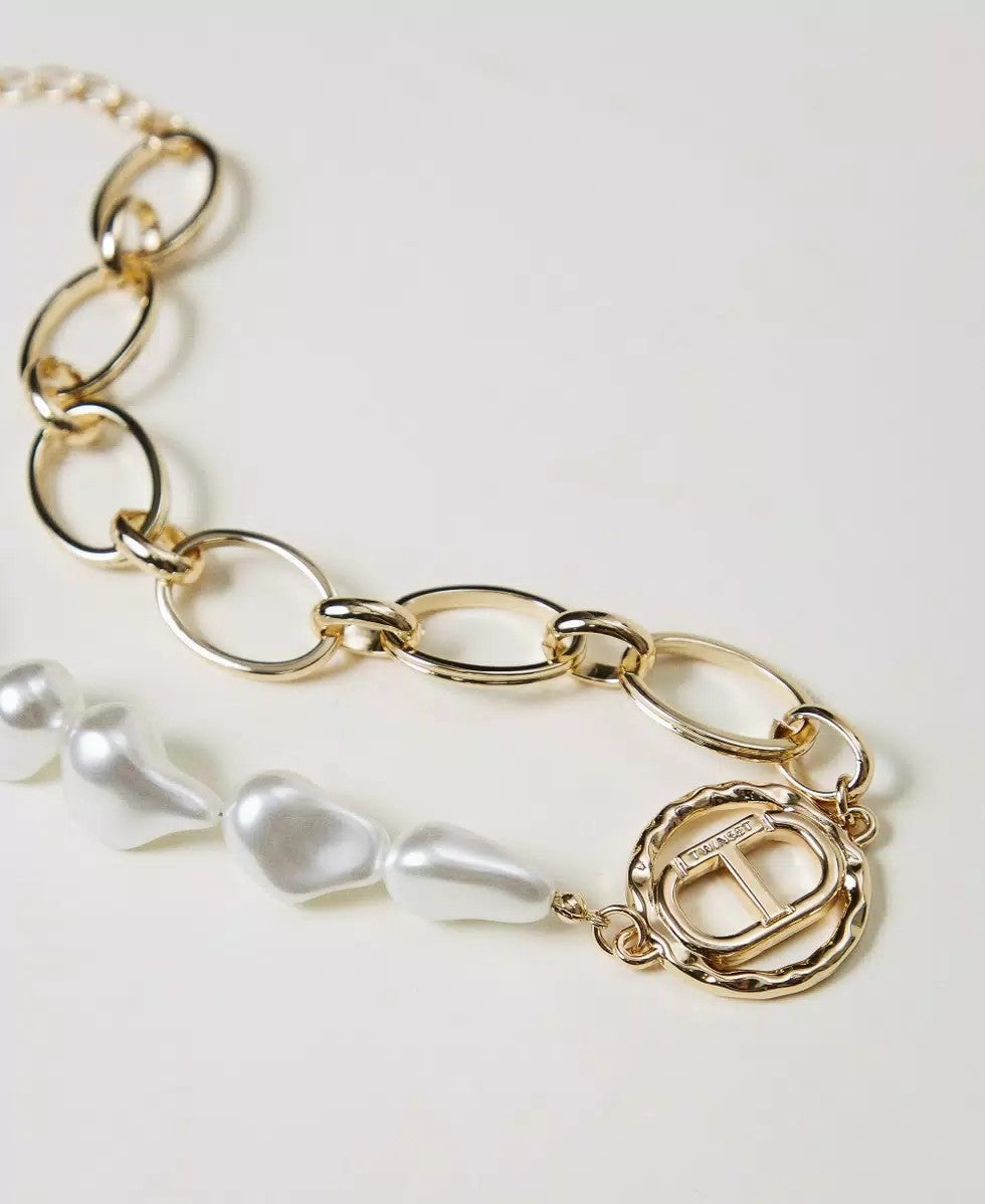 Choker necklace with Oval T and pearls