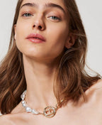Choker necklace with Oval T and pearls