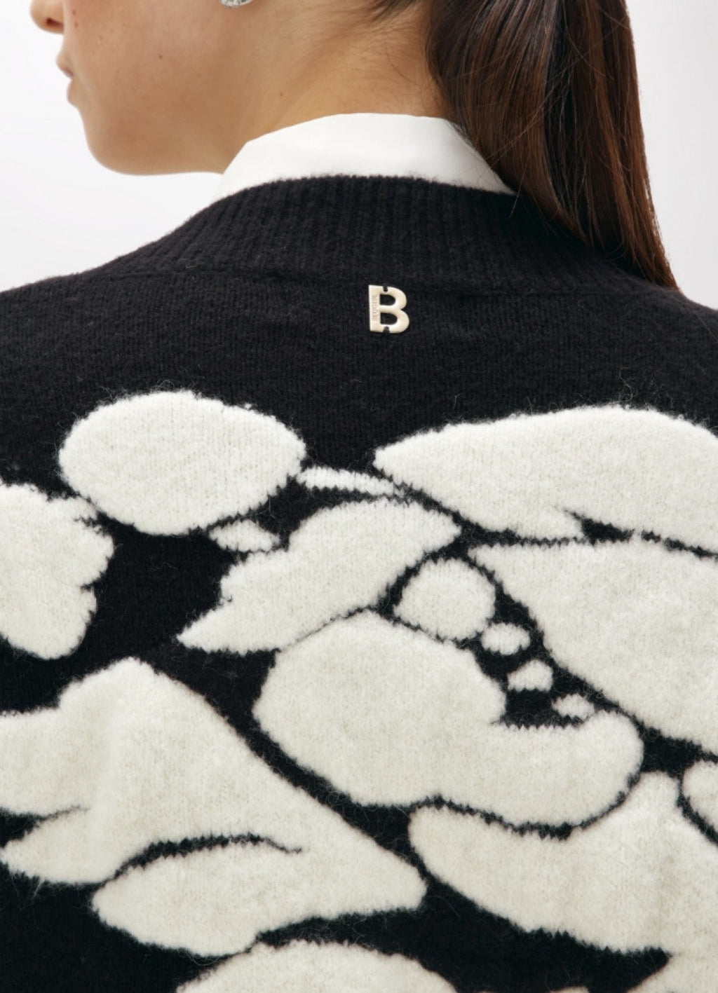 Jacquard Oversized Cardigan with Roses